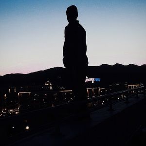 Meet your Posher, Robert